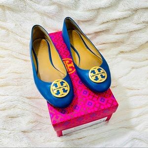 Preloved Tory Burch Flats Navy/Gold Size 8.5